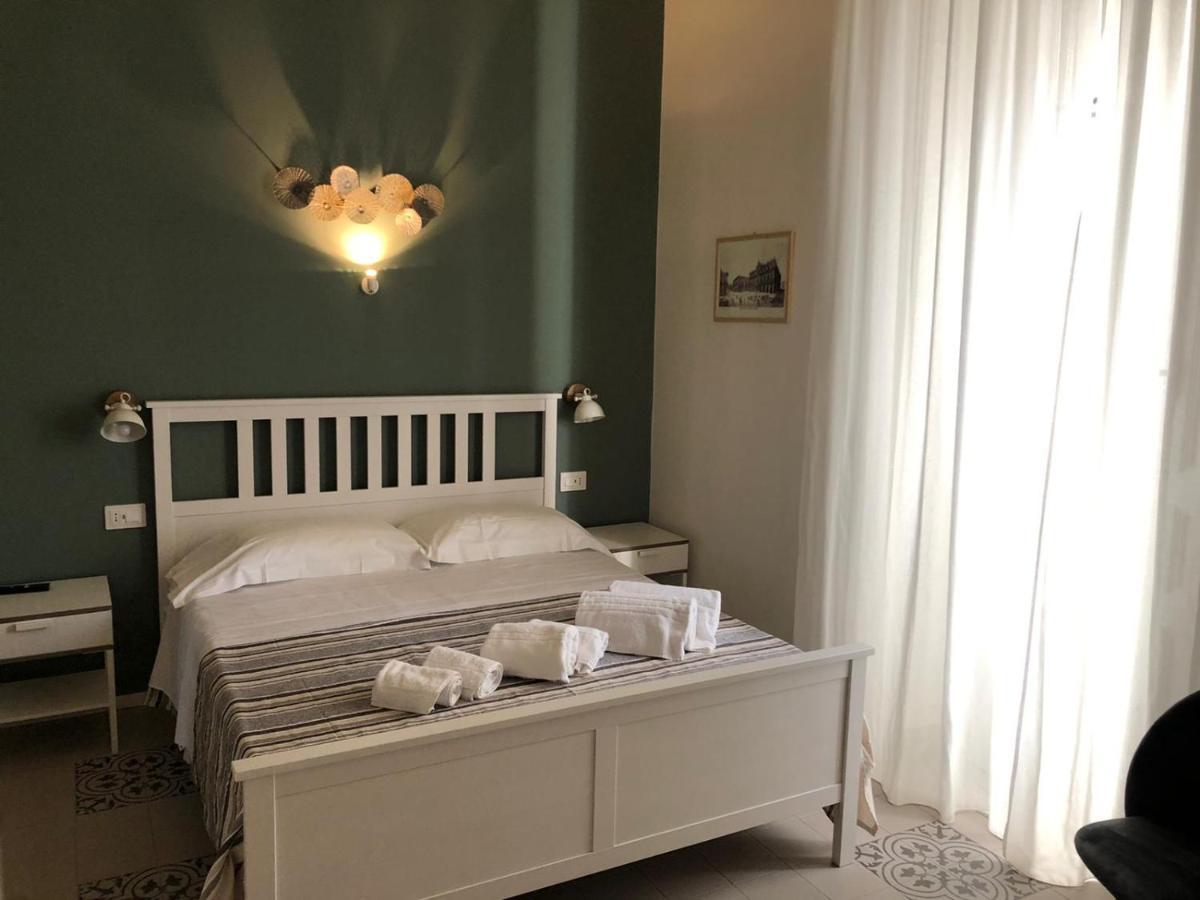 Ursino'S Luxury Bed & Breakfast Катания Екстериор снимка