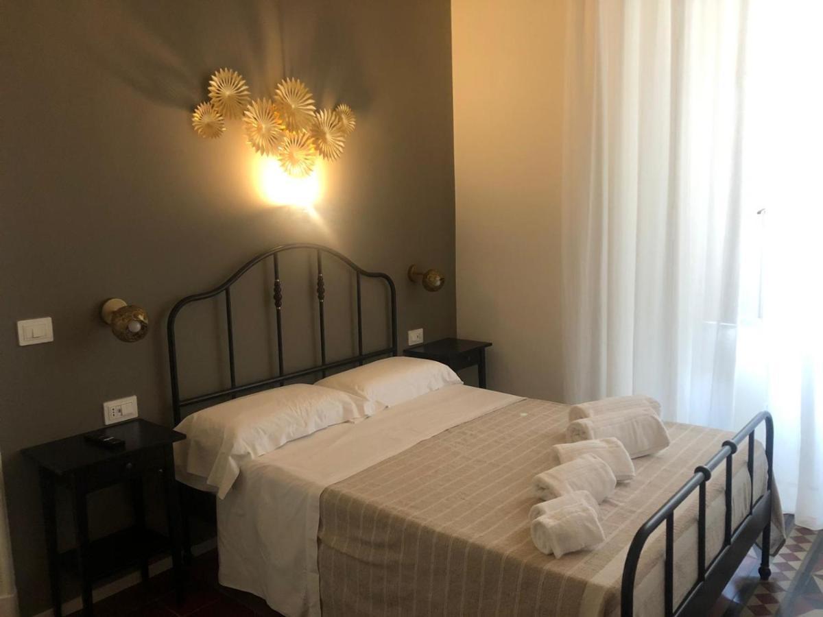 Ursino'S Luxury Bed & Breakfast Катания Екстериор снимка